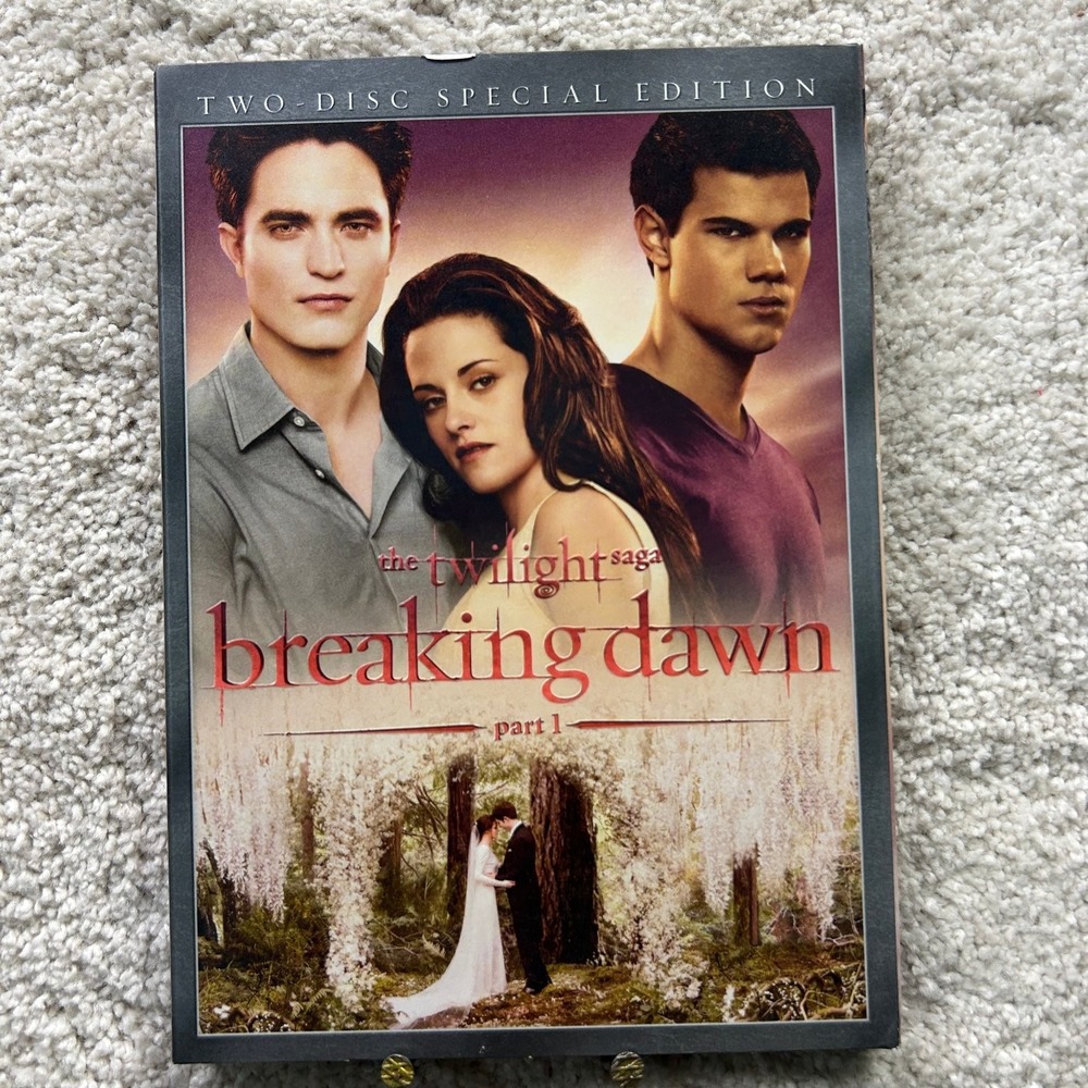 The Twilight Saga Breaking Dawn Part 1 DVD 2012 Two-Disc Special Edition